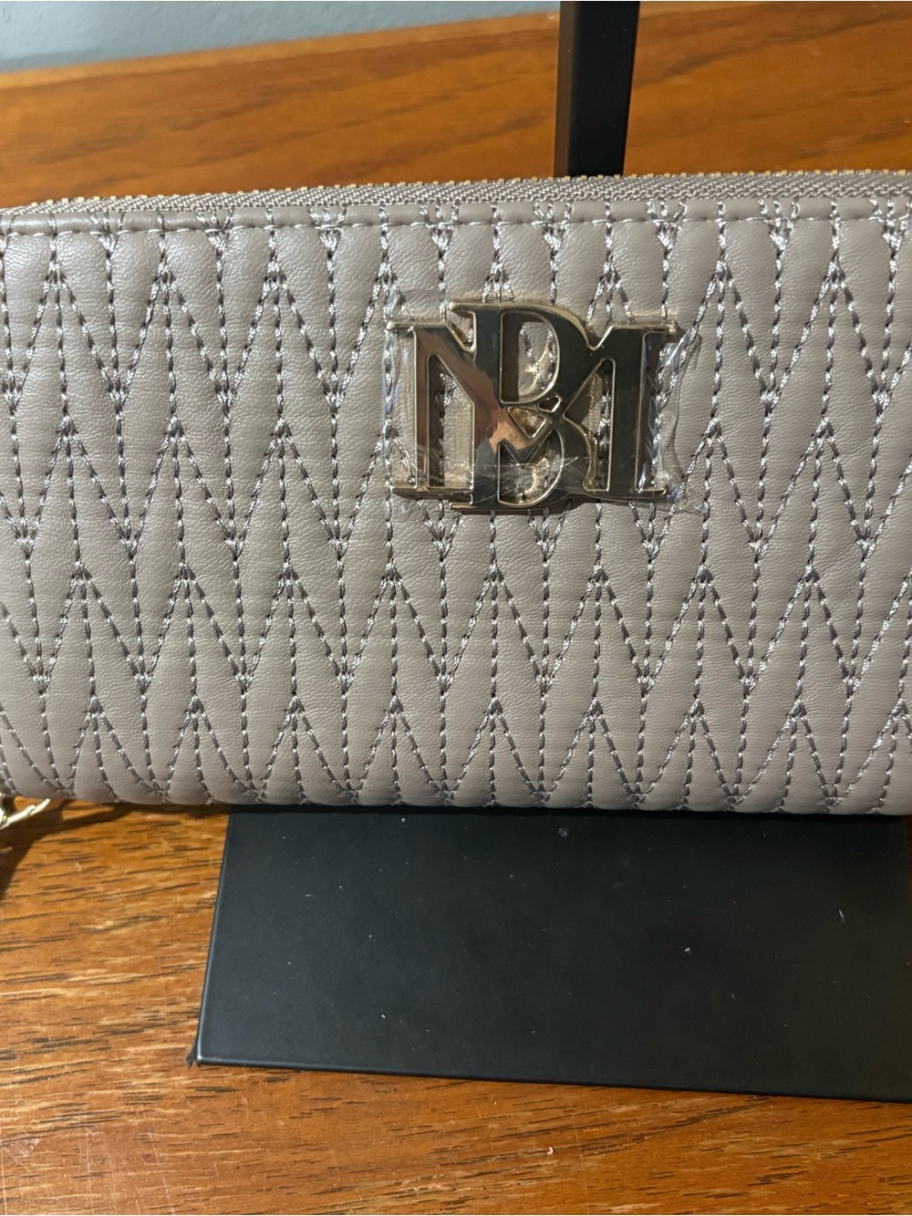 Badgley Mischka Quilted Silver Metallic Clutch Wallet